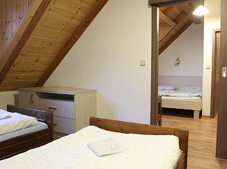 Penzion a letní parket Holkov