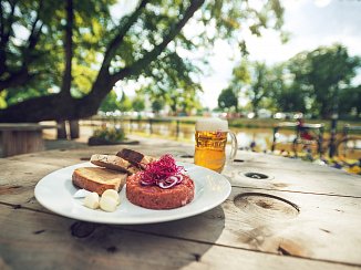 Welcome drink zdarma k večeři v Klika Kitchen